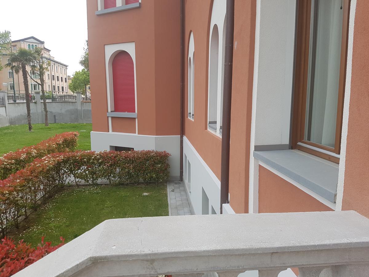 Residence La Fontaine Lido di Venezia Екстер'єр фото