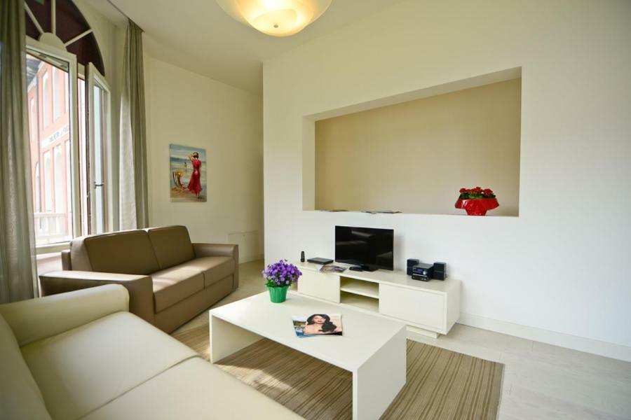 Residence La Fontaine Lido di Venezia Екстер'єр фото